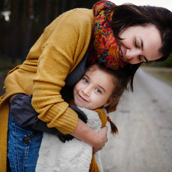 zdjęcia rodzinne w lesie