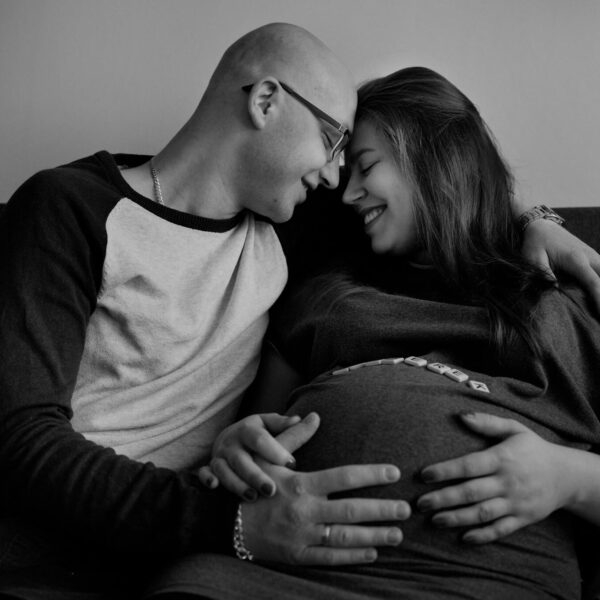 sesja ciążowa w mieszkaniu